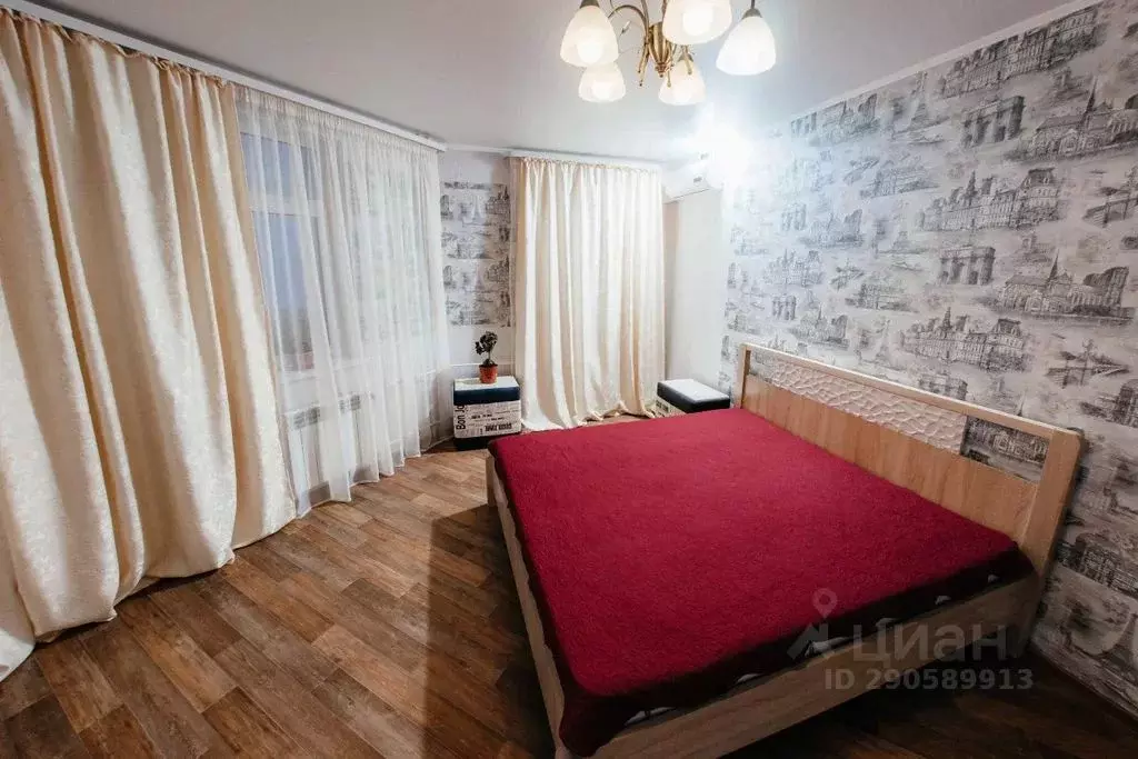 1-к кв. Оренбургская область, Оренбург ул. Чкалова, 51/1 (67.0 м) - Фото 0