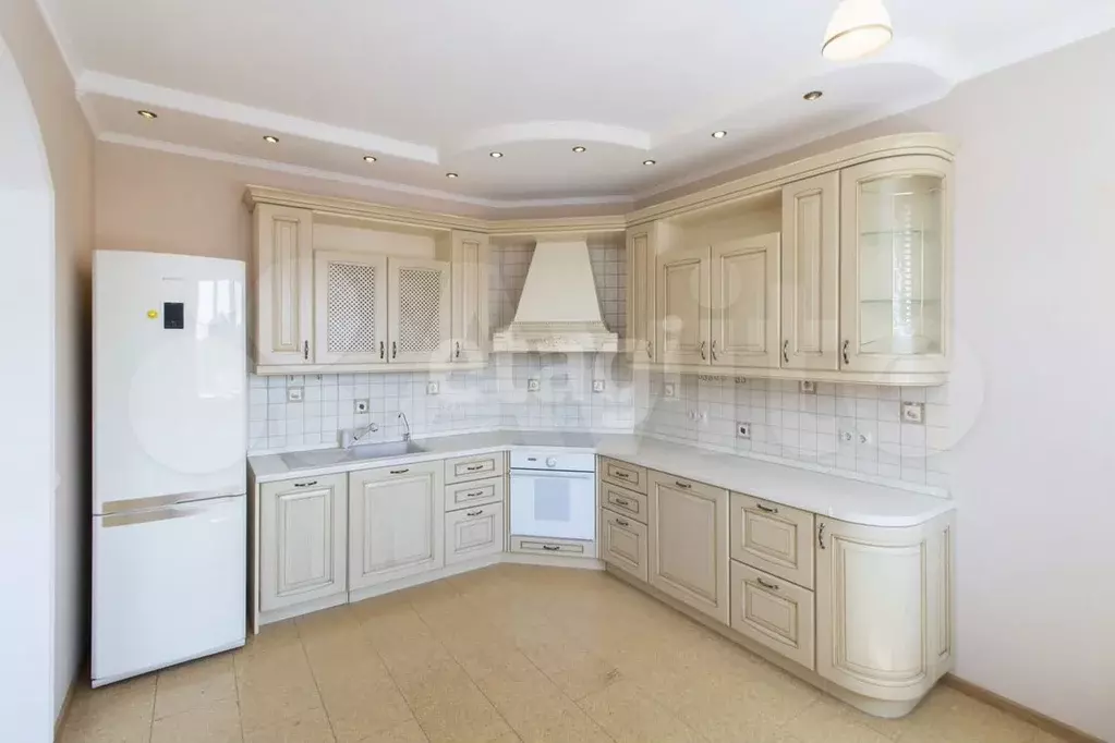 4-к. квартира, 121 м, 5/5 эт. - Фото 1