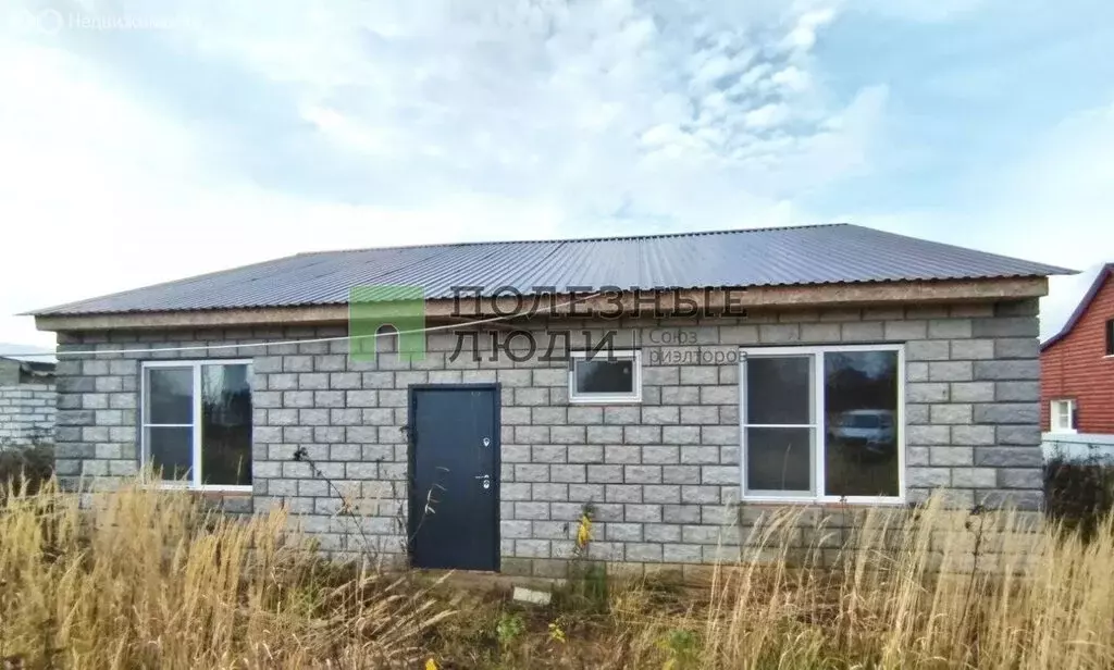 Дом в Орловский муниципальный округ, деревня Овсянниково, Широкая ... - Фото 1