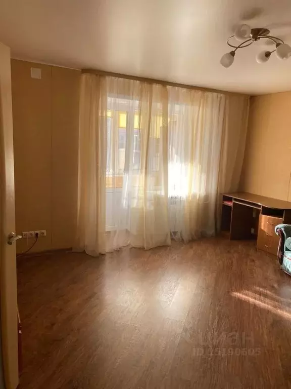 2-к кв. Воронежская область, Воронеж ул. Серафимовича, 41А (55.0 м) - Фото 0