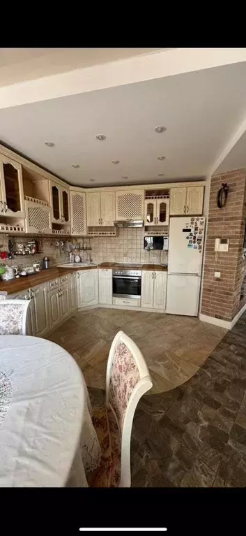 2-к. квартира, 70 м, 8/14 эт. - Фото 0
