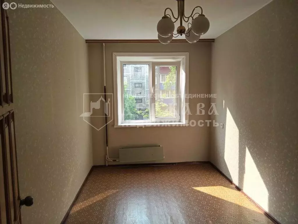 4-комнатная квартира: Междуреченск, Кузнецкая улица, 21 (61 м) - Фото 0