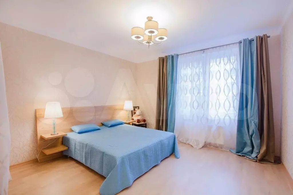 2-к. квартира, 90 м, 2/7 эт. - Фото 0