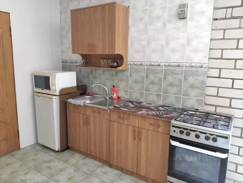 Комната Краснодарский край, Геленджик Степная ул., 3 (14.0 м) - Фото 1