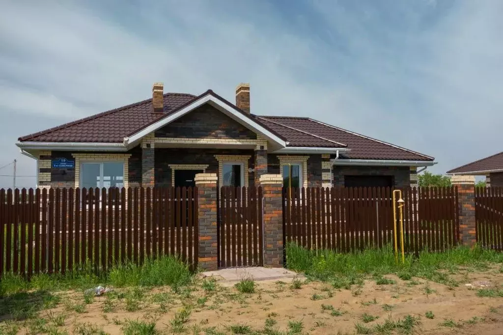 Коттедж в Омская область, Омский район, с. Пушкино ул. Александра ... - Фото 1