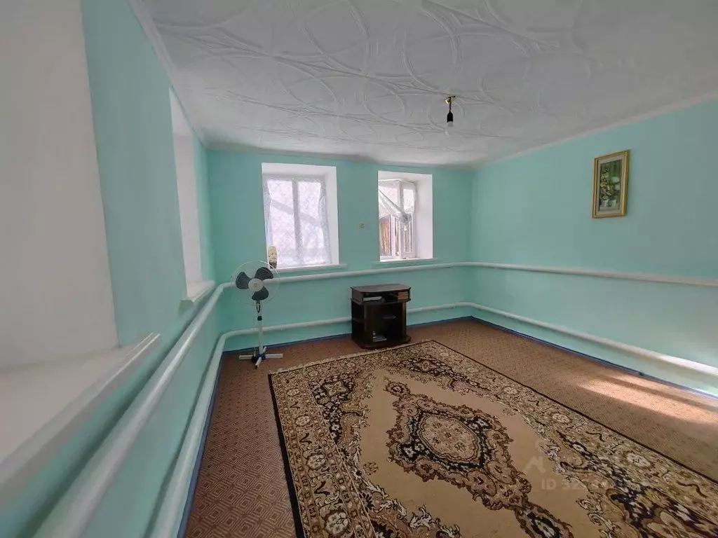 Дом в Краснодарский край, Новокубанский район, Советская ст-ца ул. ... - Фото 2