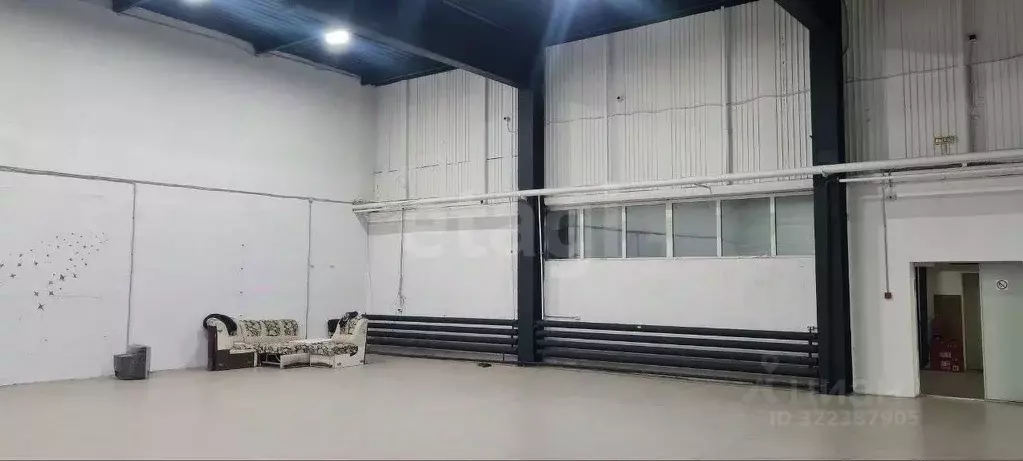 Склад в Ямало-Ненецкий АО, Новый Уренгой Таежная ул., 204/12 (1100 м) - Фото 1