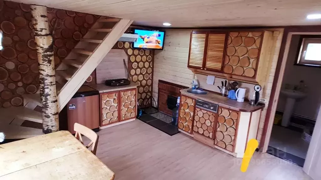 Дом в Карелия, Лахденпохский муниципальный округ, пос. Сорола ул. ... - Фото 2