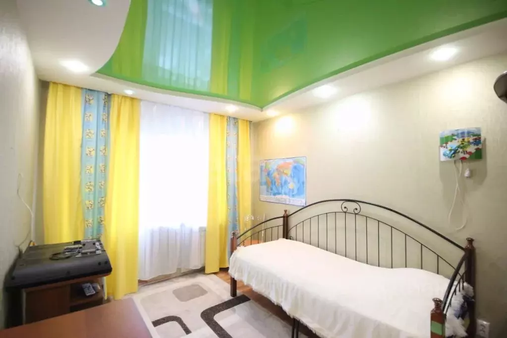 2-к кв. Ямало-Ненецкий АО, Новый Уренгой Дружба мкр, 1/4 (59.0 м) - Фото 1