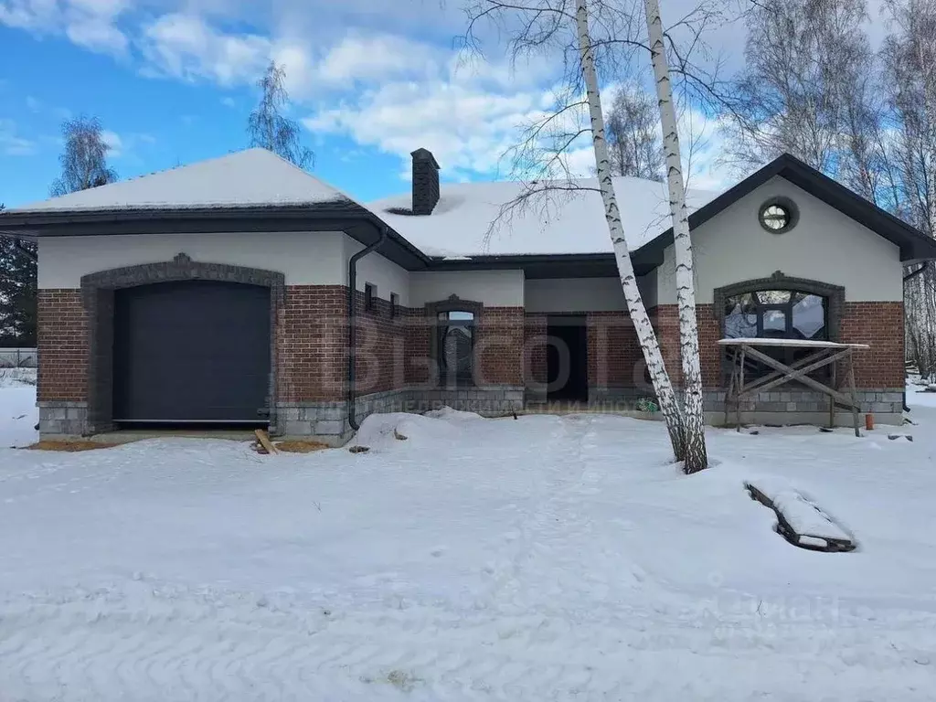 Дом в Воронежская область, Рамонский район, Айдаровское с/пос, с. ... - Фото 1
