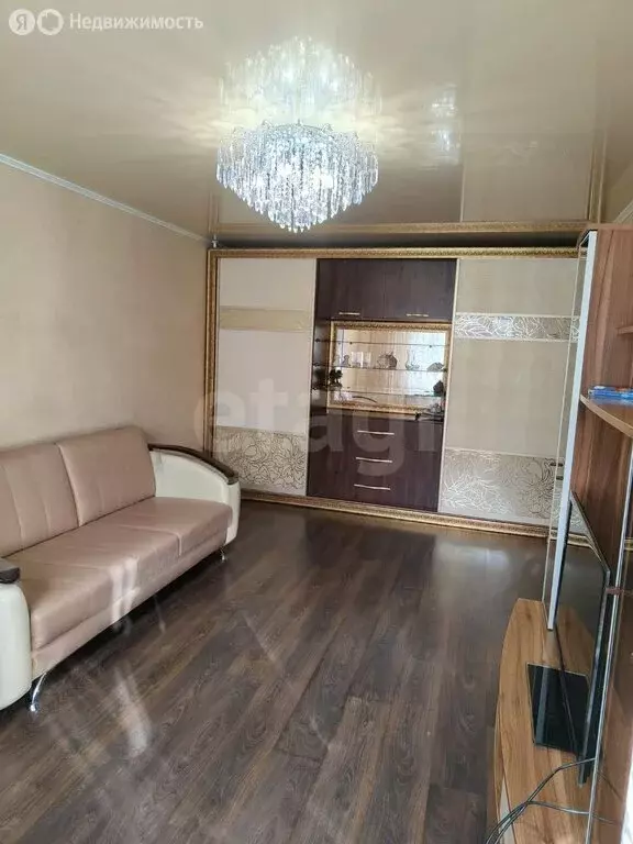 3-комнатная квартира: Йошкар-Ола, улица Зарубина, 43 (71 м) - Фото 1