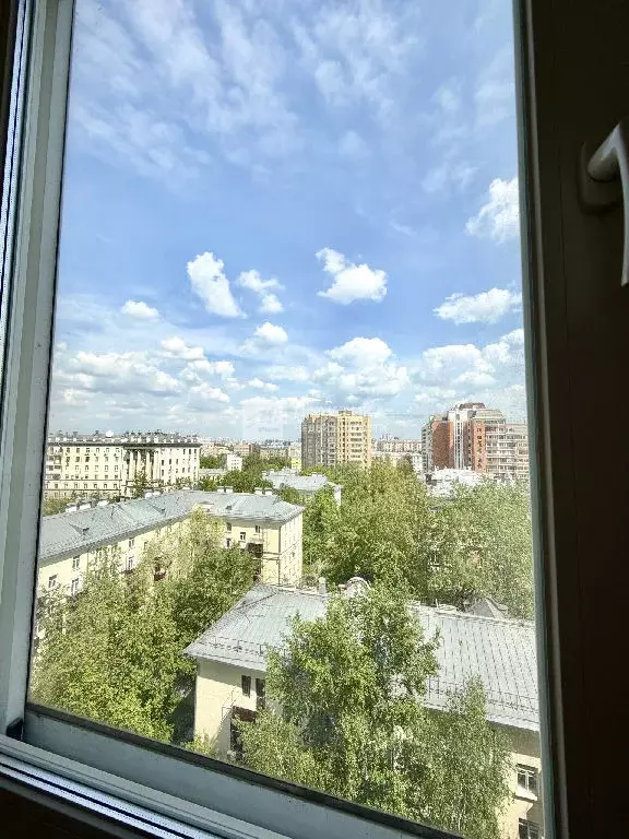Продается 4-комнатная квартира - Фото 1