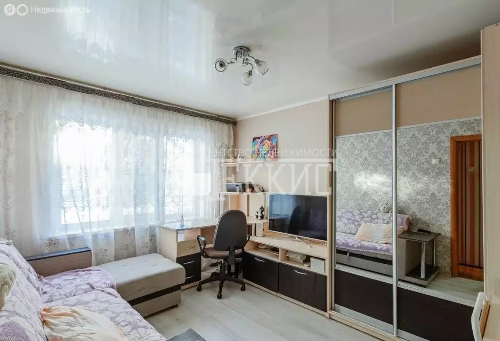 2-комнатная квартира: Вологда, улица Хлюстова, 18А (45 м) - Фото 1