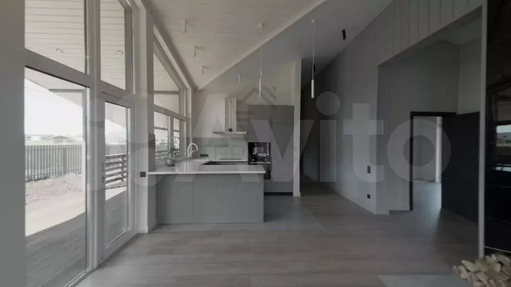 Дом 250 м на участке 10 сот. - Фото 1