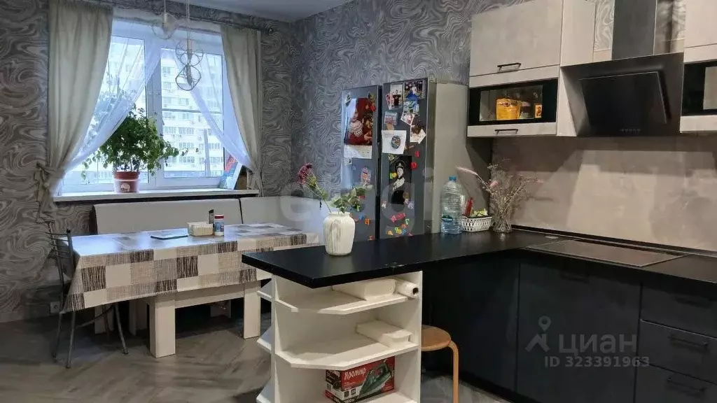 3-к кв. Ростовская область, Ростов-на-Дону пер. Крючкова, 3 (82.0 м) - Фото 1