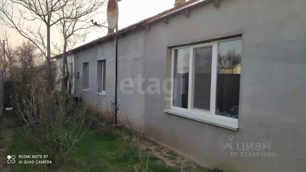 Дом в Крым, Черноморский район, Межводненское с/пос, с. Новоульяновка ... - Фото 1