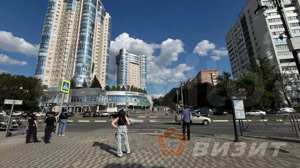 Помещение в ТЦ в центре с высоким трафиком - Фото 1