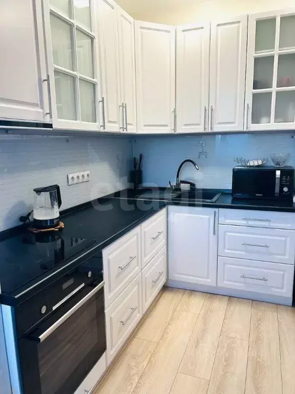 Студия Белгородская область, Белгород ул. Семейная, 29 (28.0 м) - Фото 1