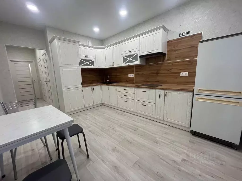 2-к кв. Краснодарский край, Краснодар ул. Им. Героя Яцкова И.В., 17к1 ... - Фото 0