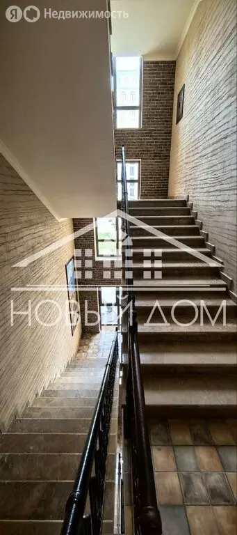 2-комнатная квартира: Нальчик, проспект Ленина, 1Д (95.4 м) - Фото 0