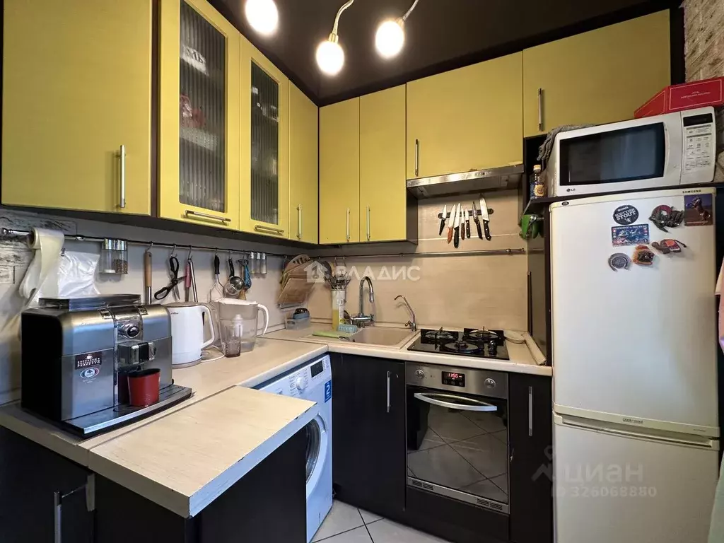 3-к кв. Санкт-Петербург Новосибирская ул., 18 (57.6 м) - Фото 1