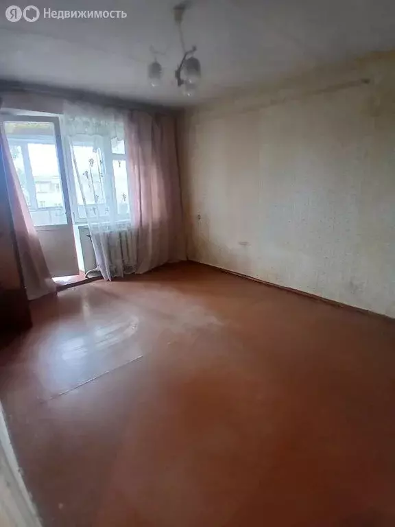 2-комнатная квартира: посёлок городского типа Столбовая, улица Труда, ... - Фото 1