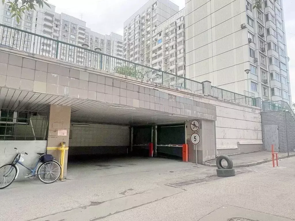 Гараж в Москва Маломосковская ул., 21к1с2 (16 м) - Фото 1
