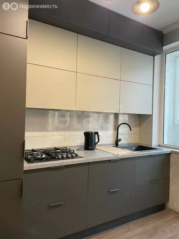 Квартира-студия: Калининград, улица Олега Кошевого, 17 (46.5 м) - Фото 2