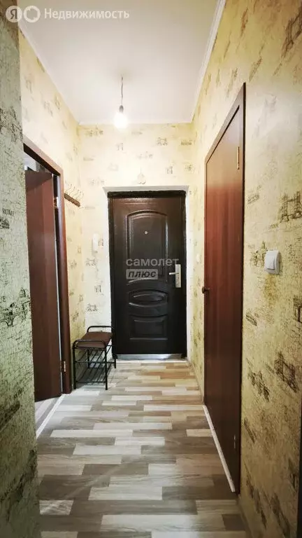 1-комнатная квартира: Астрахань, улица Бабаевского, 1к3 (33.3 м) - Фото 0