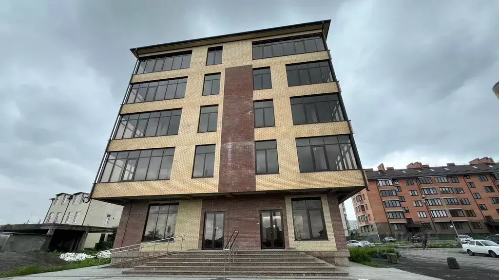 Помещение свободного назначения в Северная Осетия, Владикавказ просп. ... - Фото 2