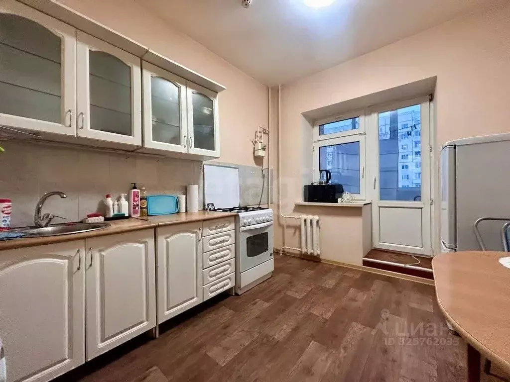 2-к кв. Коми, Усинск ул. Нефтяников, 43/1 (55.4 м) - Фото 1