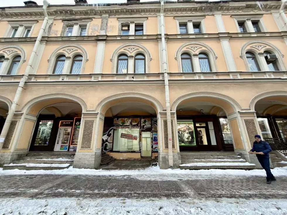 Торговая площадь в Санкт-Петербург Садовая ул., 28-30К1 (60 м) - Фото 1