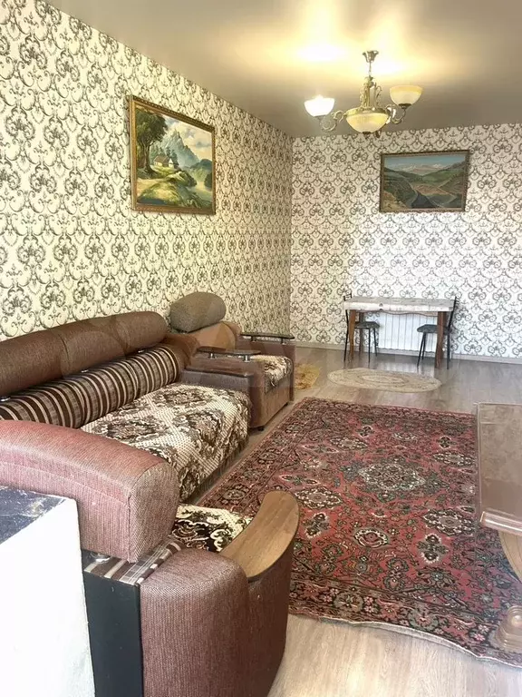 Комната 50 м в 2-к., 3/10 эт. - Фото 0