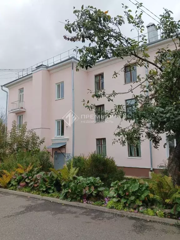 3-к кв. Кировская область, Слободской Набережная ул., 31 (72.4 м) - Фото 1