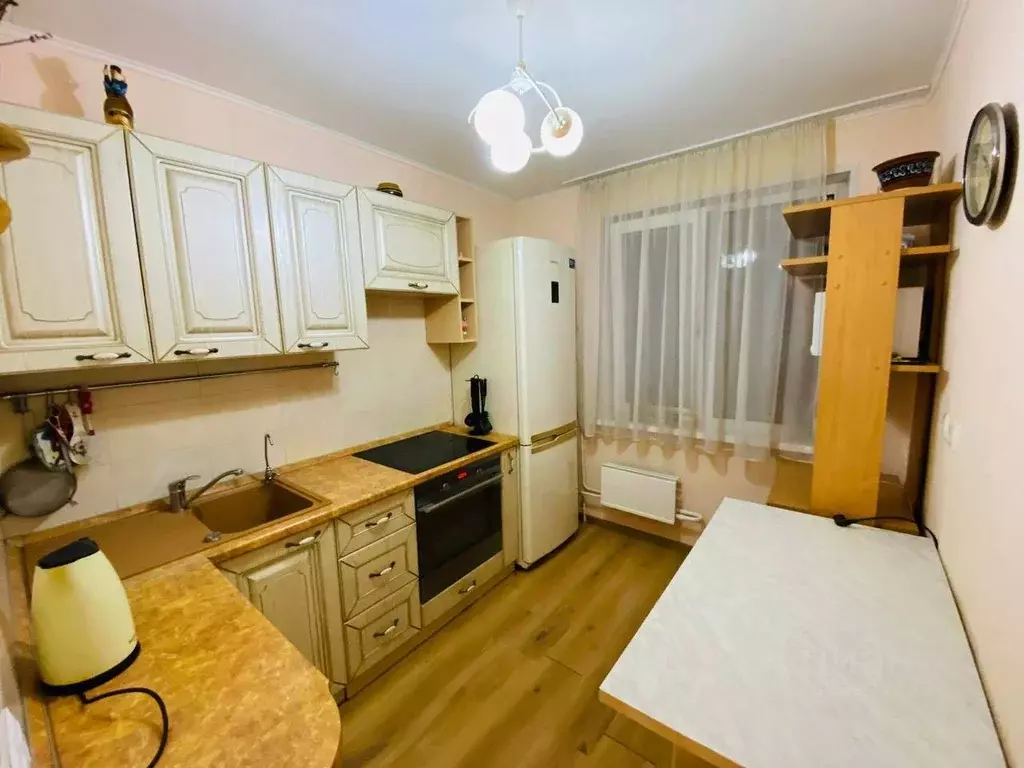 2-к кв. Свердловская область, Екатеринбург ул. Опалихинская, 30 (50.0 ... - Фото 1