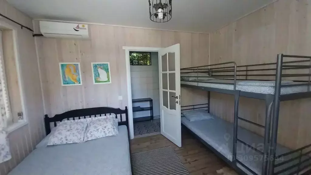 Дом в Краснодарский край, Геленджик городской округ, с. ... - Фото 0
