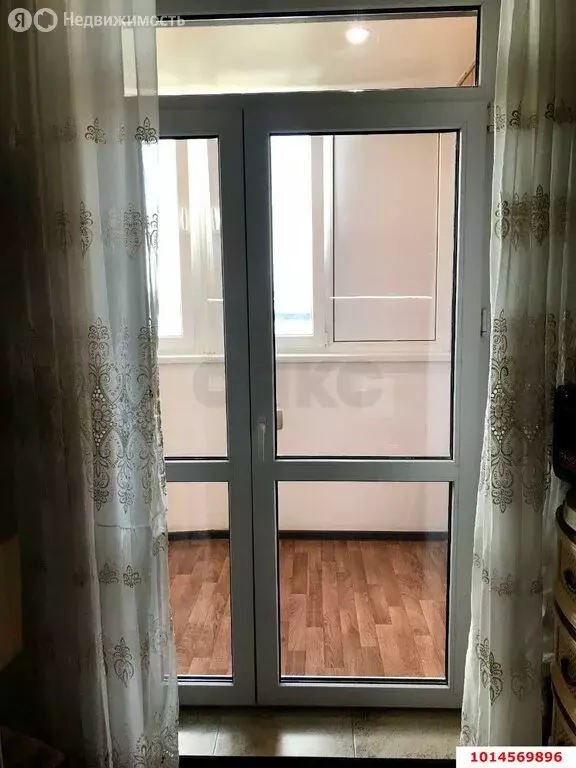 3-комнатная квартира: Краснодар, Симферопольская улица, 58 (68 м) - Фото 0