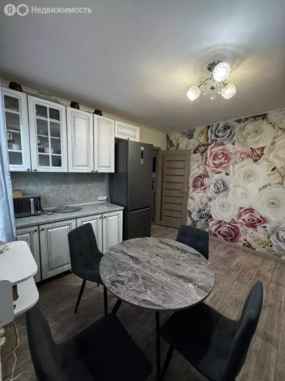 4-комнатная квартира: Туймазы, улица Чапаева, 29 (82.8 м) - Фото 1