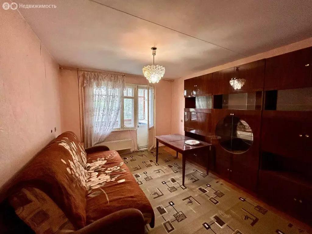 2-комнатная квартира: Екатеринбург, улица Большакова, 17 (48.2 м) - Фото 0