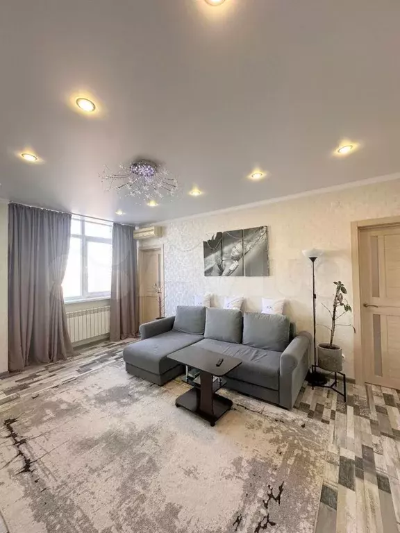 3-к. квартира, 60 м, 8/10 эт. - Фото 0