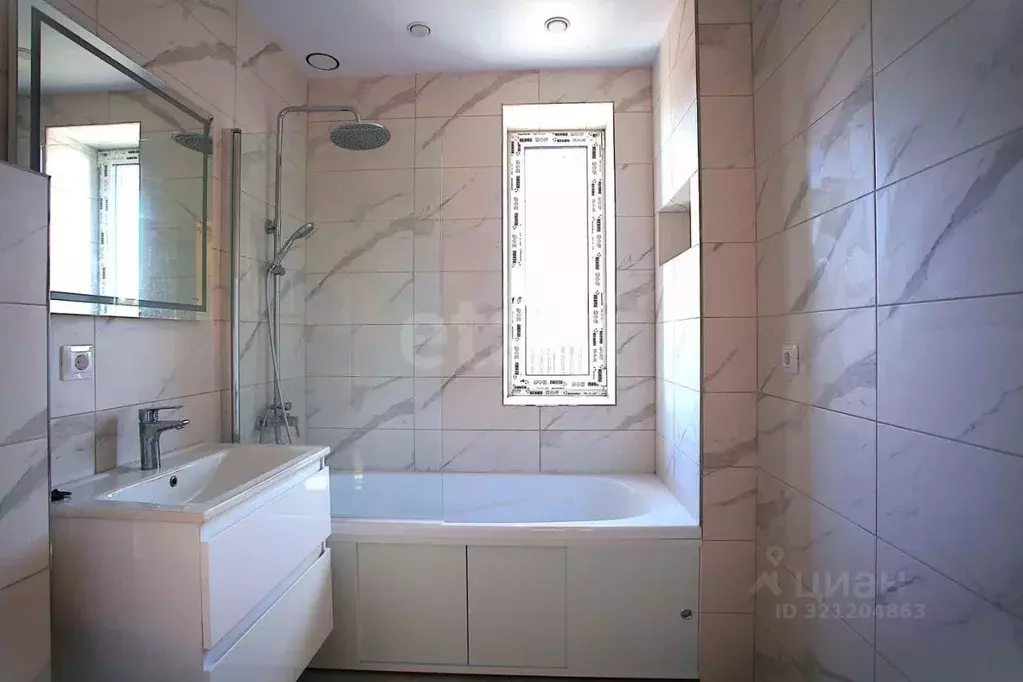 Дом в Ленинградская область, Всеволожский район, Агалатовское с/пос, ... - Фото 1