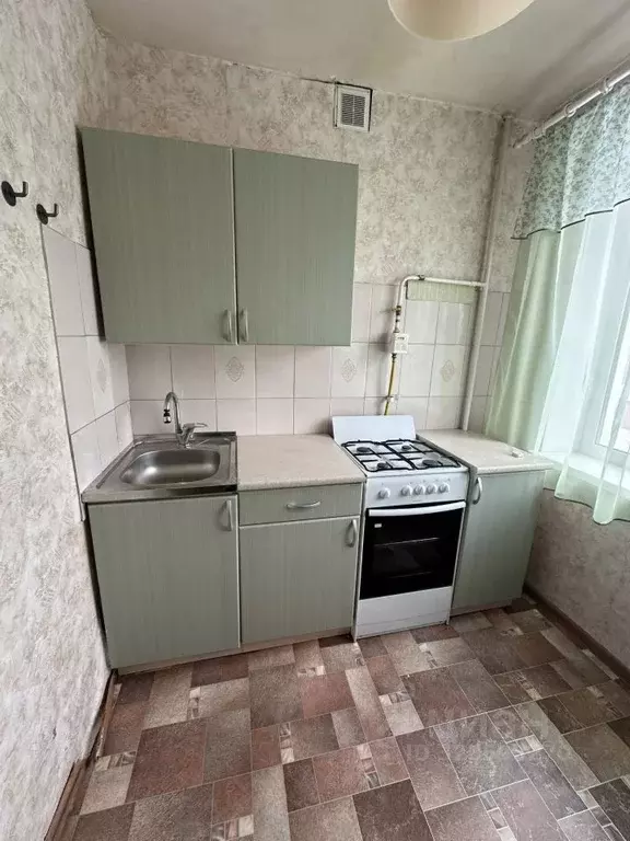 4-к кв. Омская область, Омск ул. Авиагородок, 11А (58.5 м) - Фото 2