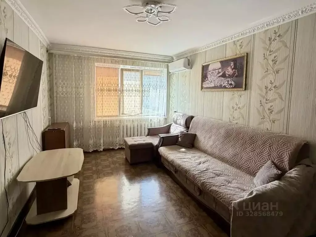 3-к кв. Крым, Красноперекопск 2-й мкр, 3 (55.8 м) - Фото 1