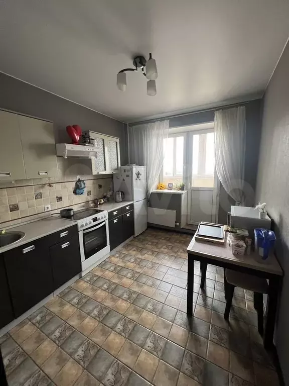 1-к. квартира, 40 м, 15/17 эт. - Фото 1