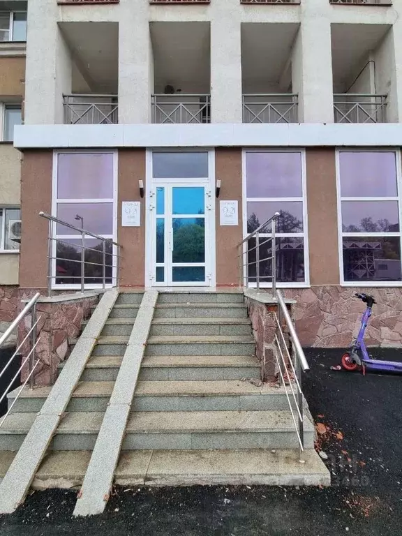 Торговая площадь в Башкортостан, Уфа Новомостовая ул., 8 (110 м) - Фото 1