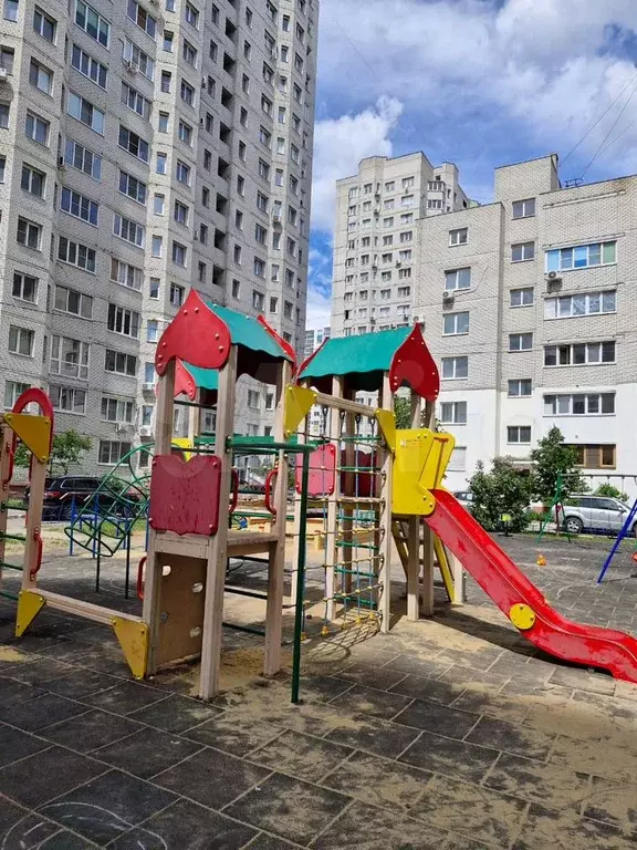 2-к. квартира, 64 м, 2/12 эт. - Фото 0