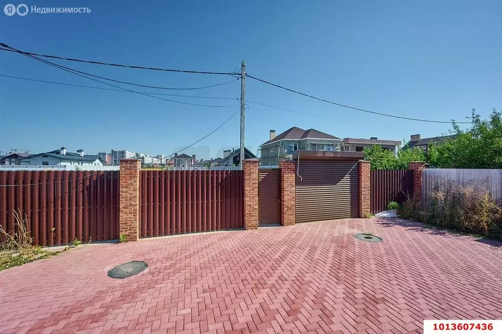 Дом в Краснодар, улица имени И.И. Романенко, 2 (206 м) - Фото 1