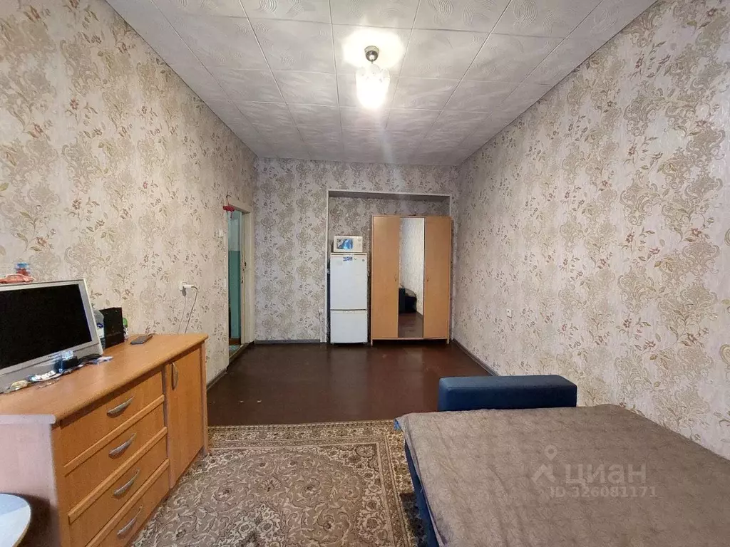 Комната Свердловская область, Екатеринбург ул. Ильича, 10 (16.2 м) - Фото 1