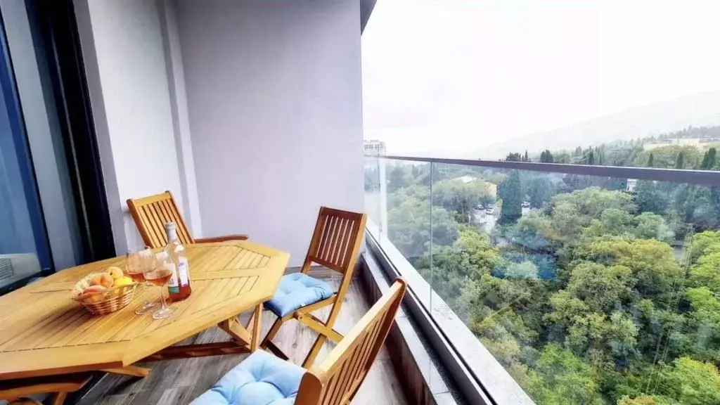 1-к кв. Крым, Ялта проезд Парковый, 6Б (47.0 м) - Фото 1