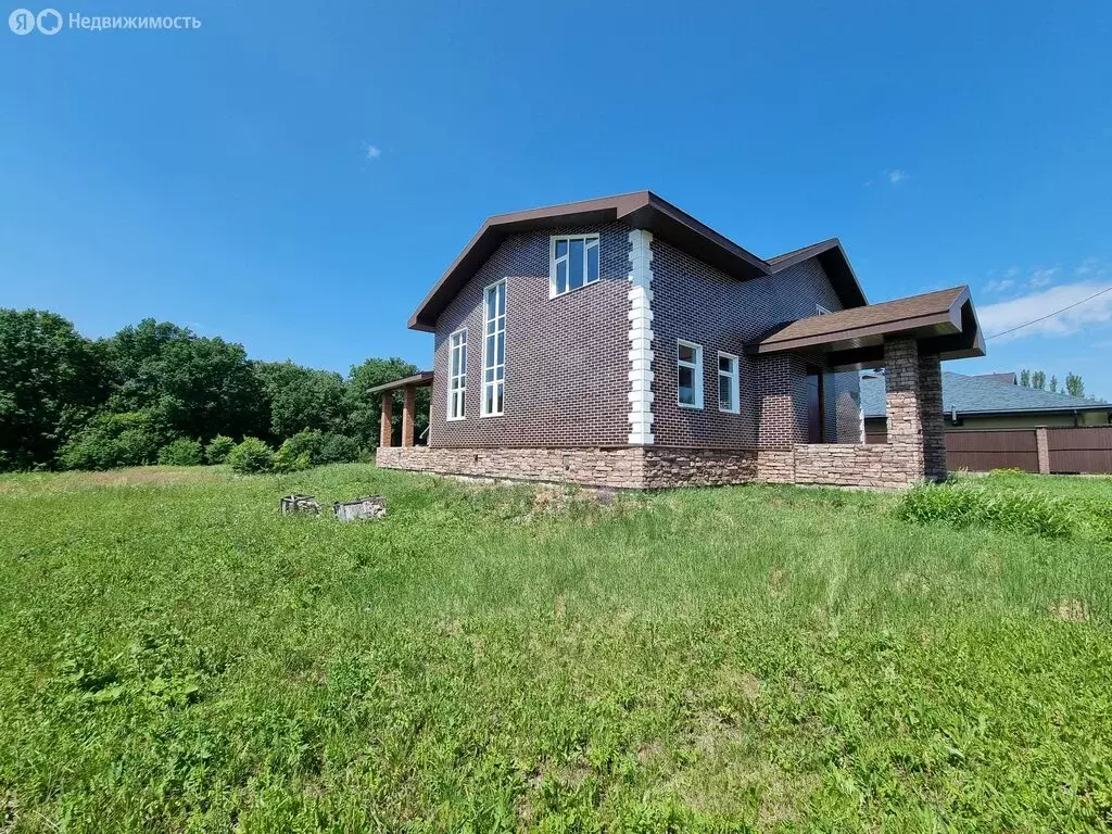 Дом в Иглинский район, село Акбердино (354 м) - Фото 2